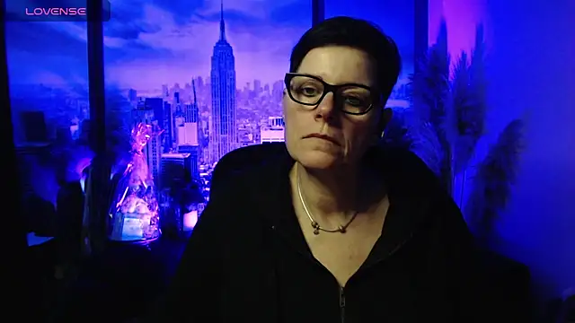 ninarandmann online show from March 11, 2026, 8:48 pm