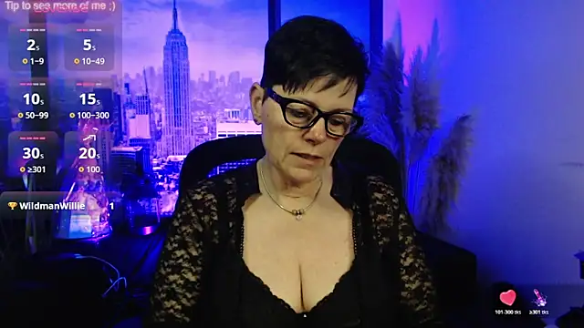 Snapshot of ninarandmann chatting on April 27, 2026, 4:38 pm ninarandmann online show from April 27, 2026, 4:38 pm
