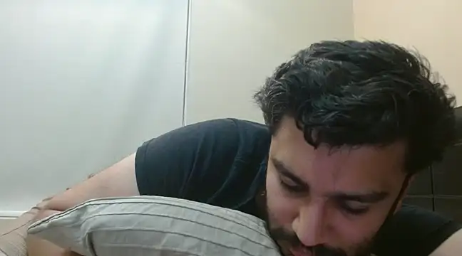 robintoit online show from January 5, 2025, 6:35 pm