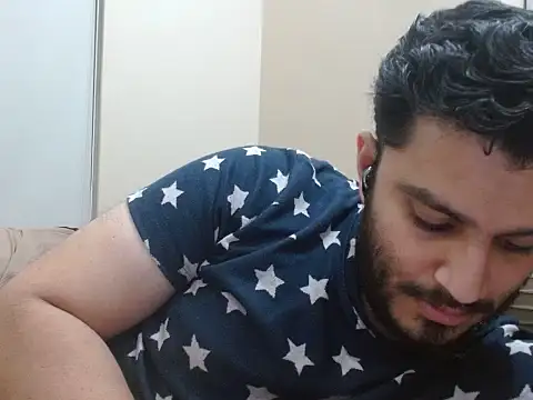 robintoit online show from November 6, 2025, 6:42 pm