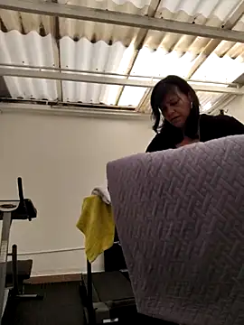 Natasha milf   online show from October 15, 2025, 12:38 pm