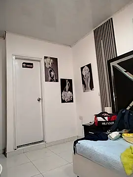 Natasha milf   online show from April 7, 2026, 12:55 am