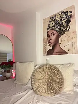  laura 02 online show from January 24, 2025, 8:11 pm