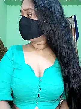 Idhika Paul online show from March 22, 2025, 4:45 am