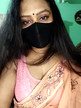 Idhika Paul online show from April 17, 2026, 2:53 pm