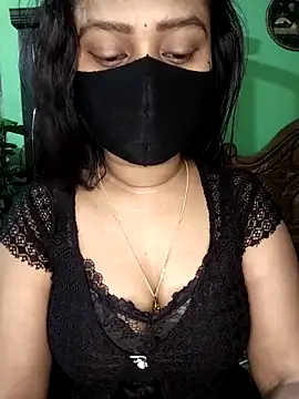 Idhika Paul online show from April 18, 2026, 6:34 pm