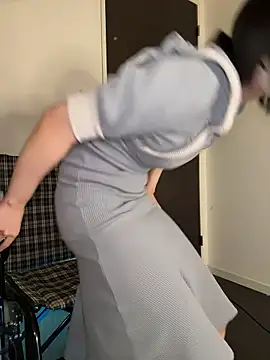 ranran ch online show from September 10, 2025, 9:09 am