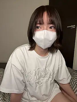 ranran ch online show from October 12, 2025, 5:28 am