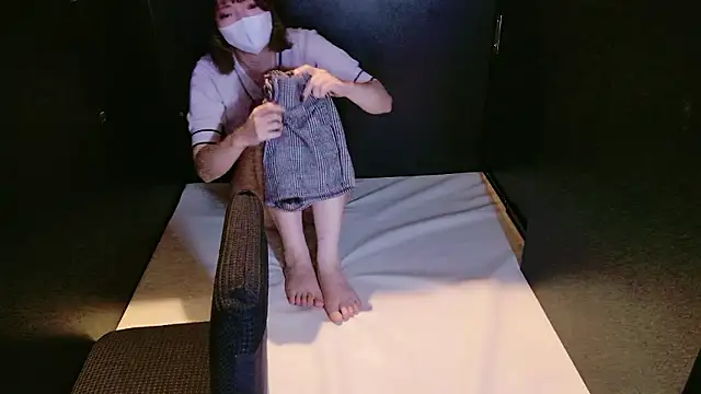 ranran ch online show from October 15, 2025, 5:51 am