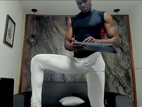 Snapshot of Terrance_z chatting on January 20, 2025, 1:07 am Terrance z online show from January 20, 2025, 1:07 am