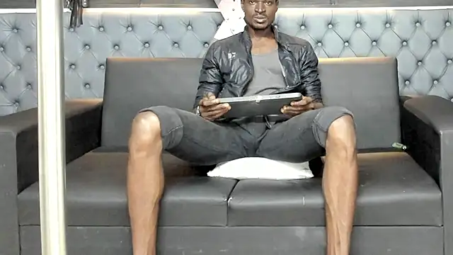 Snapshot of Terrance_z chatting on September 14, 2025, 7:57 pm Terrance z online show from September 14, 2025, 7:57 pm