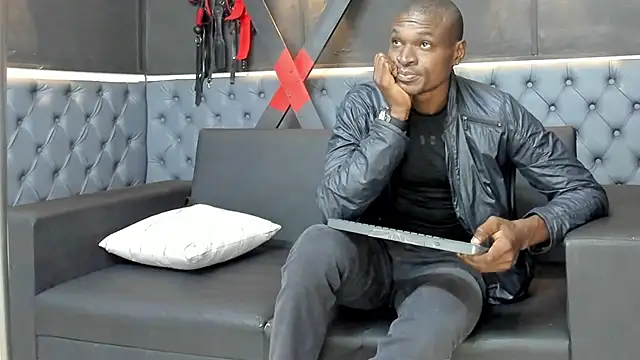 Snapshot of Terrance_z chatting on October 1, 2025, 8:15 pm Terrance z online show from October 1, 2025, 8:15 pm