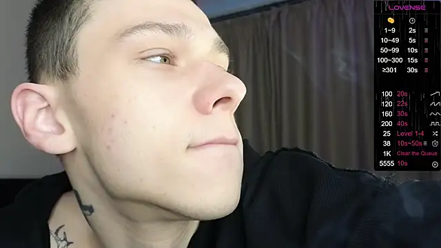 Snapshot of R1mmo__ chatting on October 11, 2025, 7:18 am R1mmo   online show from October 11, 2025, 7:18 am