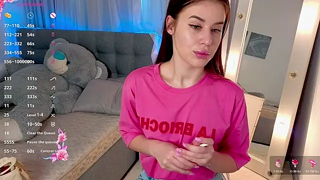 Milkissss online show from April 1, 2026, 5:19 am