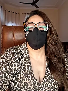 SEXY-Sardarni online show from June 7, 2026, 7:56 am
