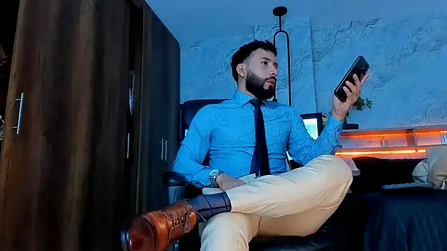 bruno woods online show from February 27, 2025, 4:53 pm