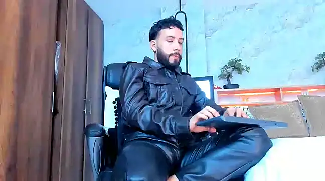 bruno woods online show from March 12, 2025, 6:55 pm