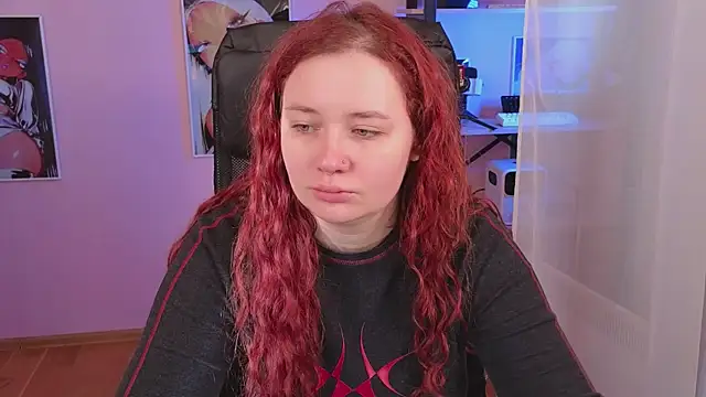 carolina elf online show from October 8, 2025, 6:22 am