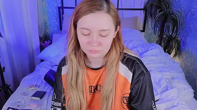 carolina elf online show from March 12, 2026, 6:30 am