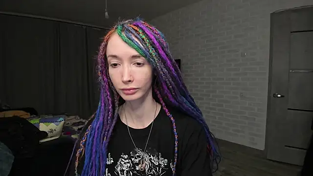 Roxy Silver online show from December 18, 2024, 2:53 am