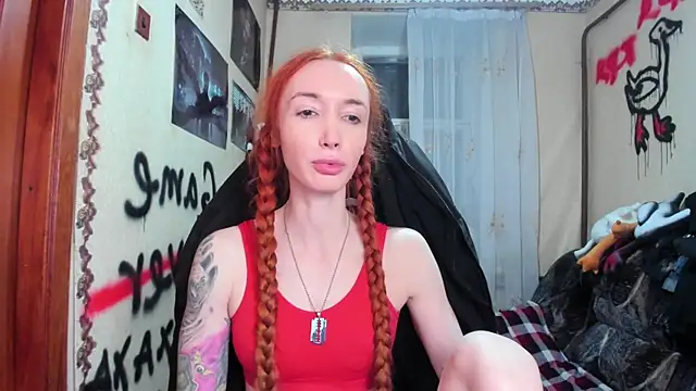 Roxy Silver online show from March 20, 2025, 11:45 pm