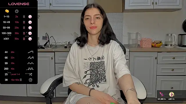 Snapshot of broosnica1 chatting on January 30, 2025, 9:04 am broosnica1 online show from January 30, 2025, 9:04 am