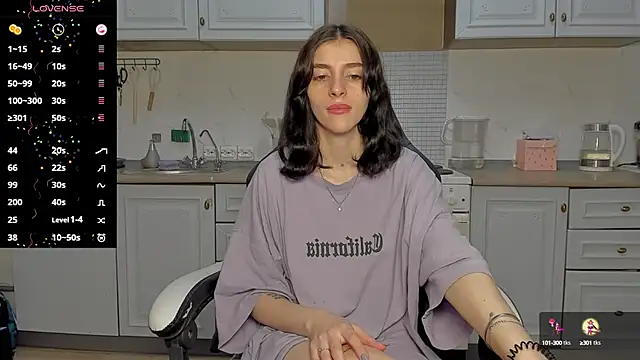Snapshot of broosnica1 chatting on February 26, 2025, 9:21 am broosnica1 online show from February 26, 2025, 9:21 am