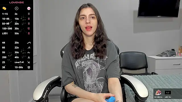 broosnica1 online show from November 21, 2025, 6:12 am