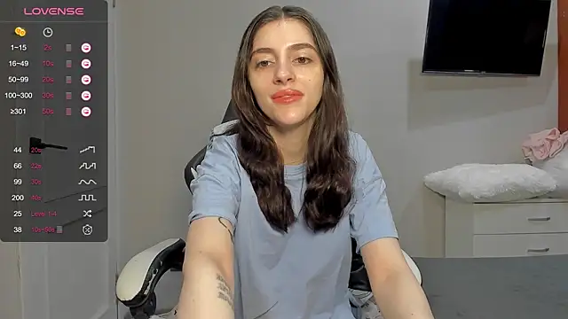 broosnica1 online show from February 18, 2026, 8:21 am