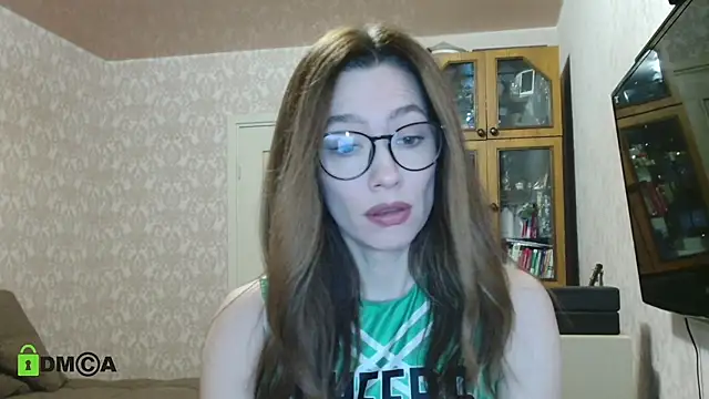 alicia spicy online show from January 22, 2025, 3:52 am