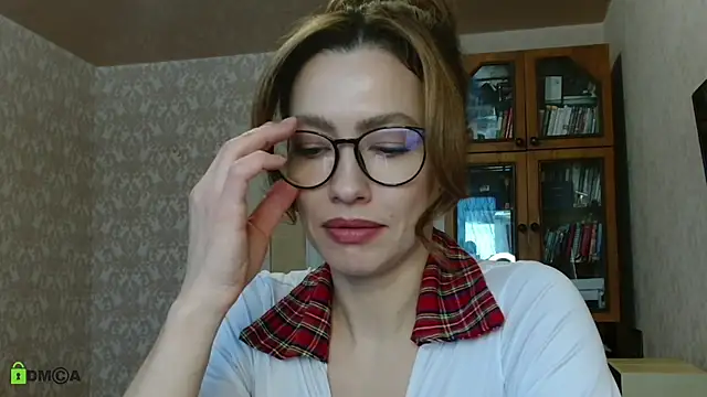 Snapshot of alicia_spicy chatting on December 18, 2025, 5:46 am alicia spicy online show from December 18, 2025, 5:46 am