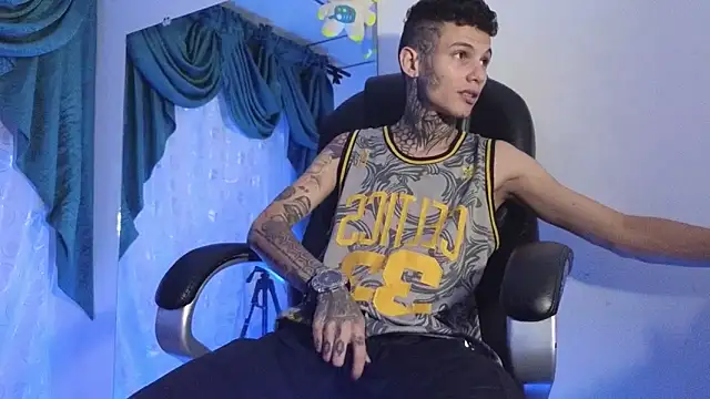 Stuart Boy  online show from February 15, 2025, 3:52 am