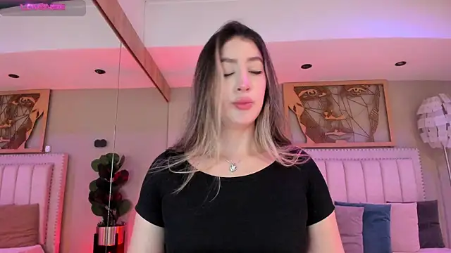 Snapshot of _AlejaCruz_ chatting on July 16, 2026, 7:42 pm AlejaCruz online show from July 16, 2026, 7:42 pm