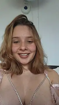 Snapshot of Sophy_Bunny chatting on December 4, 2025, 4:16 pm Sophy Bunny online show from December 4, 2025, 4:16 pm