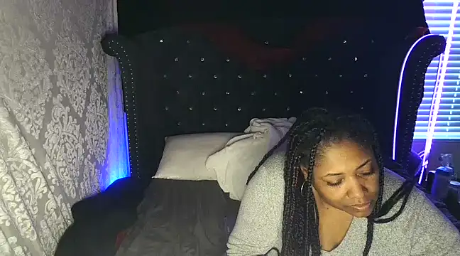 msyvette1970xh online show from December 13, 2024, 11:50 pm