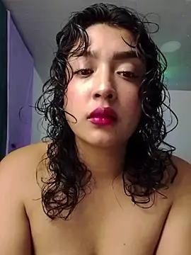 ema saenz online show from April 1, 2026, 12:33 am