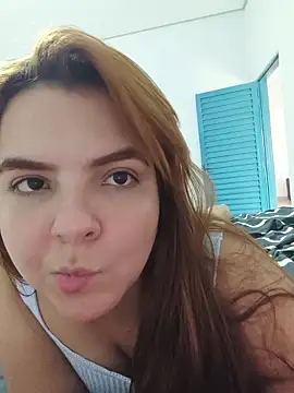 Bruninha Hot10 online show from May 18, 2026, 7:09 pm