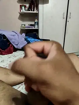 joejoe7 online show from April 15, 2026, 5:53 pm