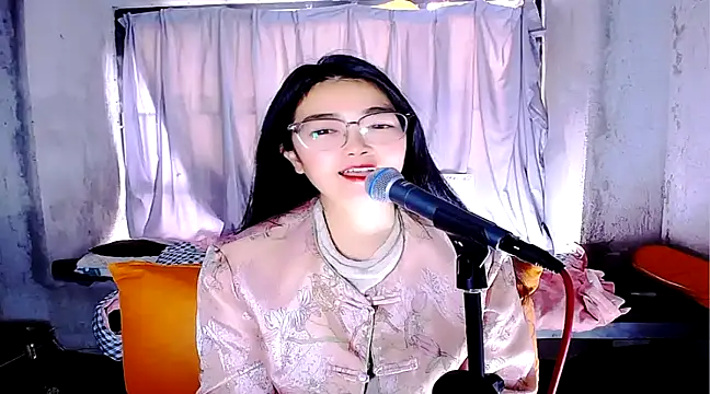 Floor oo online show from March 17, 2025, 5:45 am