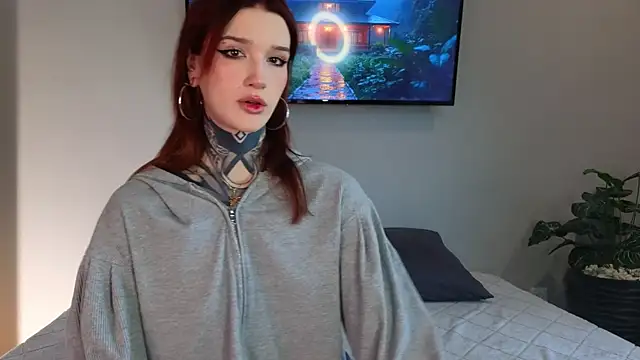 SophieInkk online show from November 12, 2025, 5:52 am