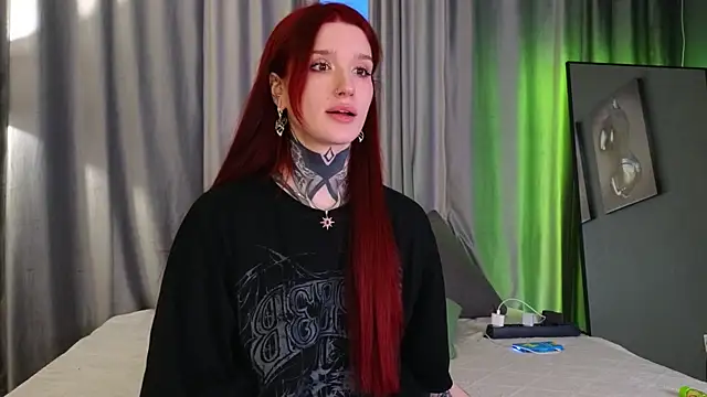 SophieInkk online show from March 30, 2026, 2:34 am