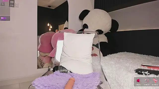 selenne schmitt online show from September 10, 2025, 10:32 pm