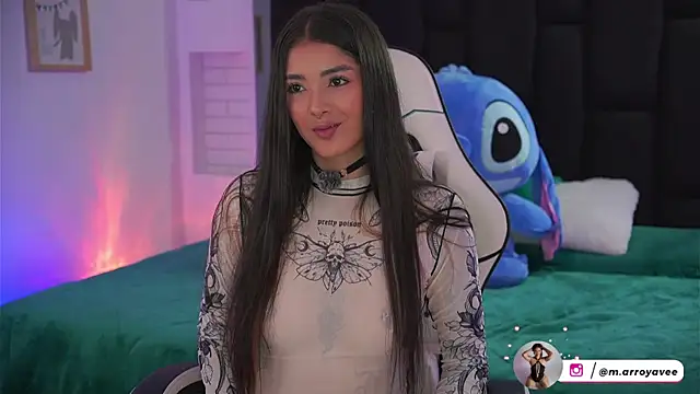 Snapshot of Marianamonroe_ chatting on July 17, 2026, 11:50 am Marianamonroe online show from July 17, 2026, 11:50 am