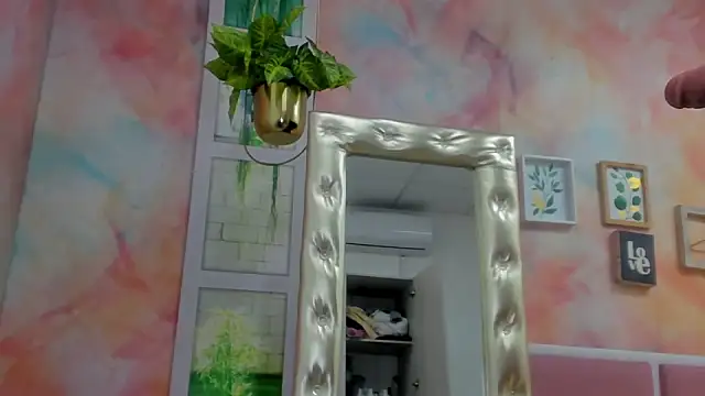 Idiris big online show from January 26, 2025, 3:03 pm