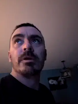 jonnyjenner online show from November 15, 2025, 2:42 am