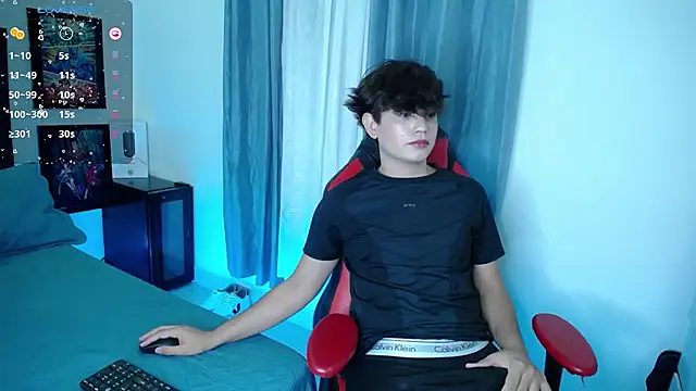 Snapshot of andyboy- chatting on January 8, 2025, 1:11 am andyboy- online show from January 8, 2025, 1:11 am