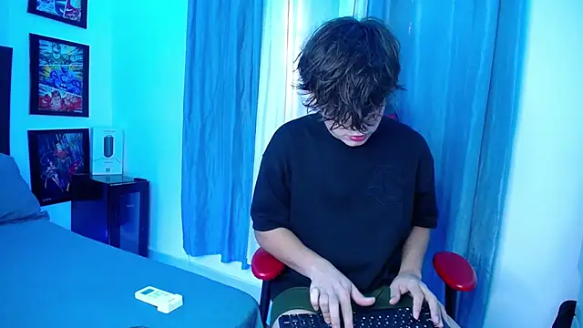 Snapshot of andyboy- chatting on February 10, 2025, 10:09 pm andyboy- online show from February 10, 2025, 10:09 pm