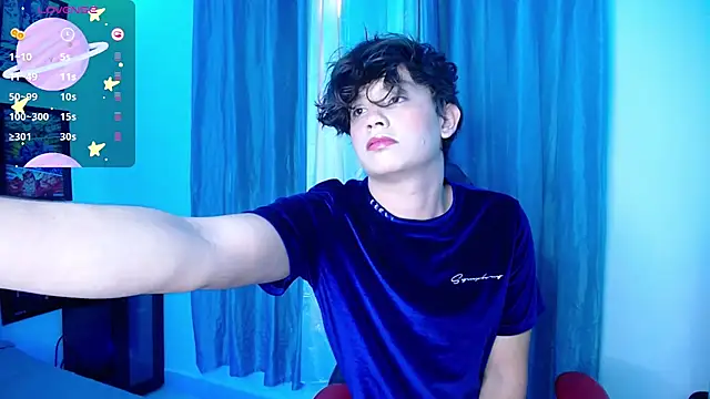 Snapshot of andyboy- chatting on February 21, 2025, 10:15 pm andyboy- online show from February 21, 2025, 10:15 pm