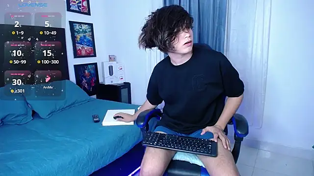 Snapshot of andyboy- chatting on September 12, 2025, 10:21 pm andyboy- online show from September 12, 2025, 10:21 pm