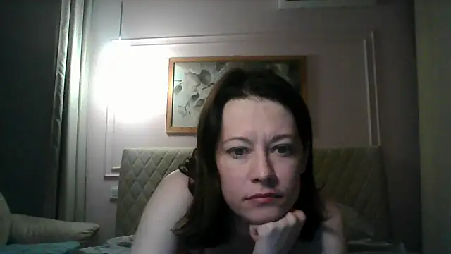 SunElizabeth online show from March 10, 2025, 6:23 pm